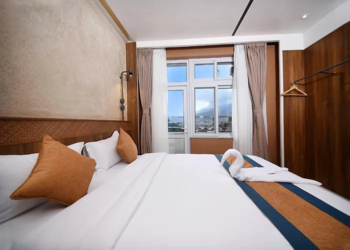 Отель Vistara 3*