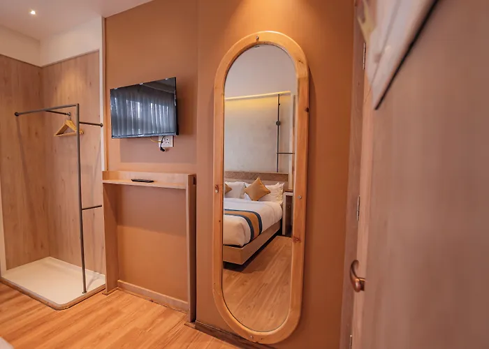 Отель Vistara 3*